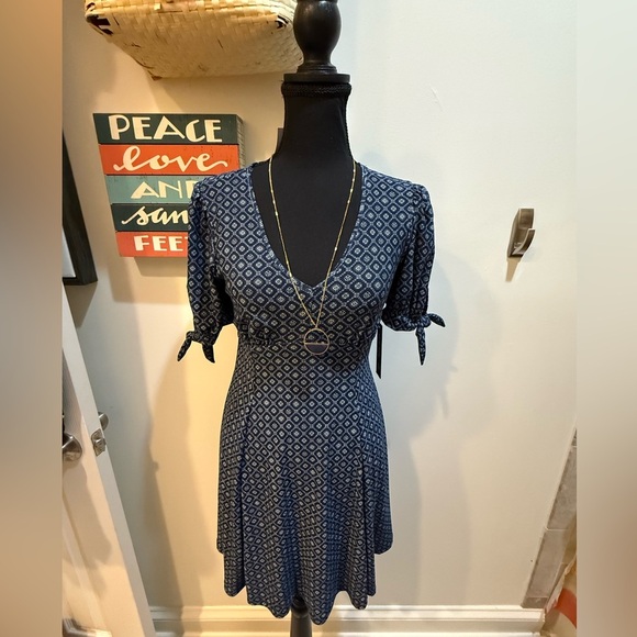 As U Wish Blue Puff Sleeve V-Neck Sundress - Picture 1 of 7